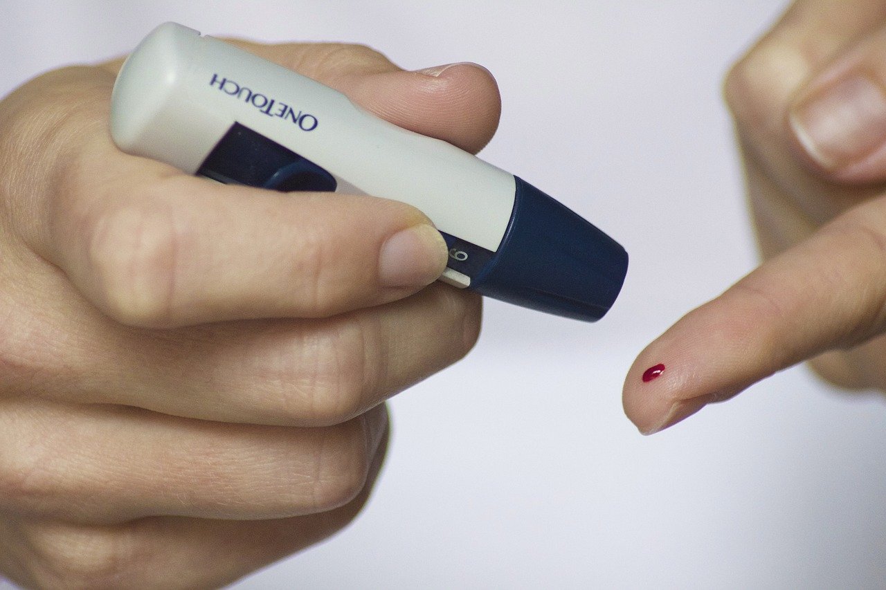 diabetes, blood, finger-777001.jpg